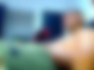 frezis19cm's Live Sex Cam Show
