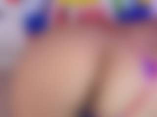 Live cam show with miaabrownn - Shower on Camsoda
