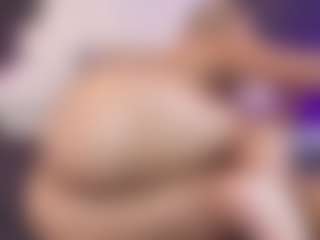 miaabrownn's Live Sex Cam Show
