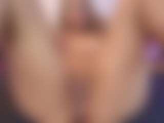 miaabrownn's Live Sex Cam Show