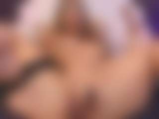 Live cam show with miaabrownn - Nipple Piercings on Camsoda