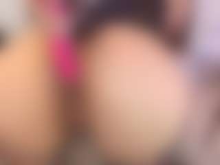 miaabrownn's Live Sex Cam Show