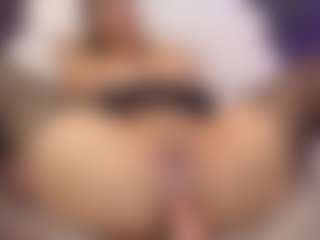 miaabrownn's Live Sex Cam Show