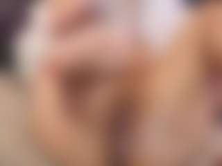 Live cam show with miaabrownn - Teen (18+) on xplaylive.com