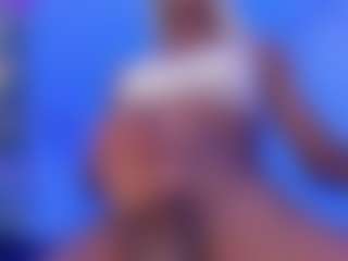Live cam show with CataleyaBrunettes - Blonde Hair on Dare Cams