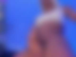 Live cam show with CataleyaBrunettes - Teen (18+) on Soda Cam