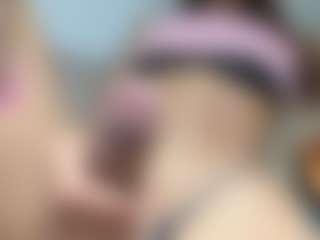 CataleyaBrunettes's Live Sex Cam Show