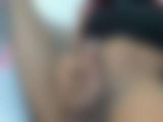 Live cam show with CataleyaBrunettes - Lean on Camsoda
