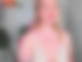 Live cam show with Nelly-Lamb - Hidden Cam on AdultVida.com