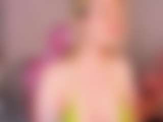 Live cam show with Nelly-Lamb - Teasing on SpankPalCams