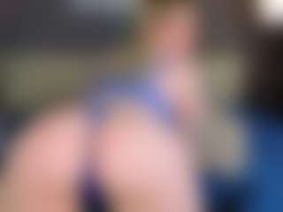 Live cam show with Nelly-Lamb - Teasing on Camsoda