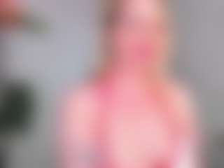 Live cam show with Nelly-Lamb - Hidden Cam on Fit Hotties