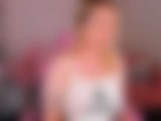 Live cam show with Nelly-Lamb - Teasing on madthumbs