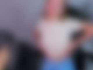 Live cam show with Nelly - Flashing on camwithhim.com