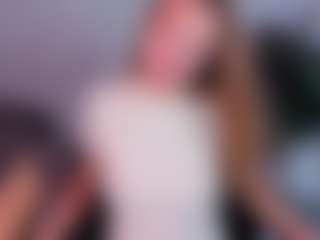 Live cam show with Nelly - White Blonde Hair on sexylive.show