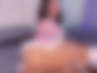 Live cam show with Bellahottestt - Young Adult on Chatstar