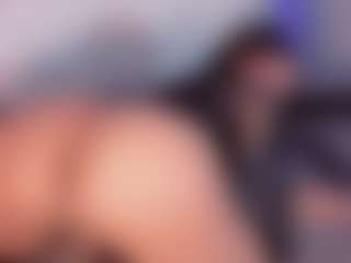 Live cam show with Bellahottestt - White on TastyBlacksLive | colombia