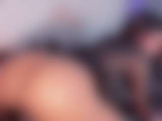 Bellahottestt's Live Sex Cam Show