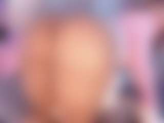 Live cam show with Bellahottestt - Average on Cam Slut