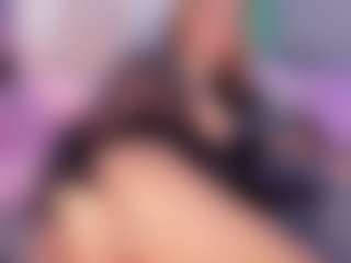 Bellahottestt's Live Sex Cam Show