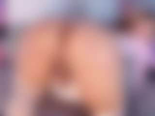 Bellahottestt's Live Sex Cam Show
