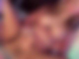 Bellahottestt's Live Sex Cam Show
