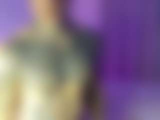 Live cam show with Eric Colle - Tease on Camsoda