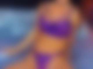 1CarlaWhite's Live Sex Cam Show