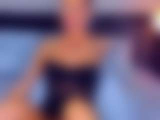 Live cam show with 1CarlaWhite - Drinking on slutload