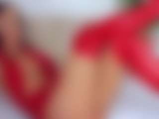 Live cam show with 1CarlaWhite - Thin on milfzrlive.com