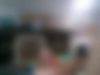 Live cam show with Bkinky - Blue Eyes on liverealitysex.com