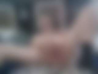 Live cam show with Bkinky - Biracial on https://playwithruby.com