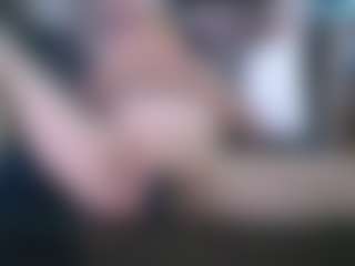 Live cam show with Bkinky - Average on nudelive.tv