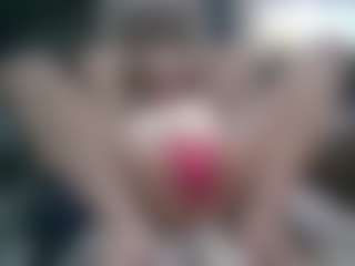 Live cam show with Bkinky - Muscular on Gym Cam Girls