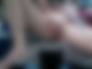 Live cam show with Bkinky - Bedroom on Streamer API