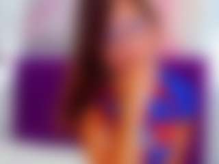 Live cam show with KellyCuutie - Glasses on Milfs Live