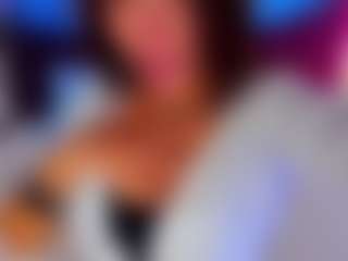 Live cam show with KellyCuutie - Control on studioflirtlive.com