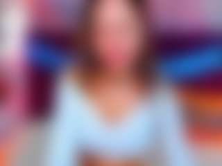Live cam show with KellyCuutie - Glasses on Milfs Live