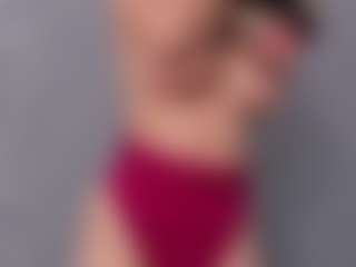 Live cam show with CamilaBetancourt - Sexy on TeamSkeetLive