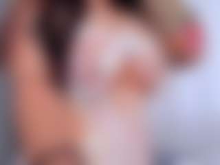 Live cam show with CamilaBetancourt - Eating Pussy on liverealitysex.com