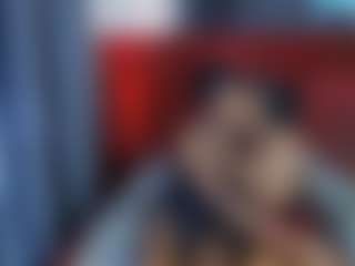 CrystalXebony's Live Sex Cam Show