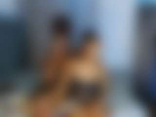 CrystalXebony's Live Sex Cam Show
