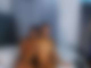 CrystalXebony's Live Sex Cam Show