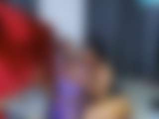 Live cam show with CrystalXebony - Athletic Ebony on AdultVida.com