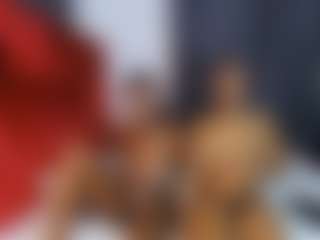 CrystalXebony's Live Sex Cam Show