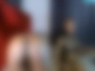 Live-Cam-Show mit CrystalXebony - Strip auf Camsoda