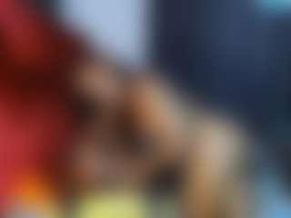 Live cam show with CrystalXebony - Normal on Chatstar