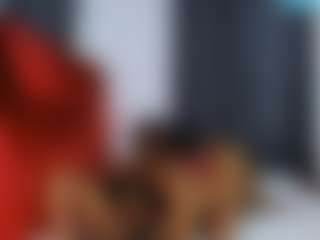 CrystalXebony's Live Sex Cam Show