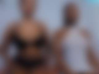 CrystalXebony's Live Sex Cam Show