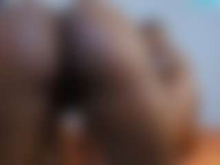 Live cam show with CrystalXebony - Tease on intimatelivegirls.com